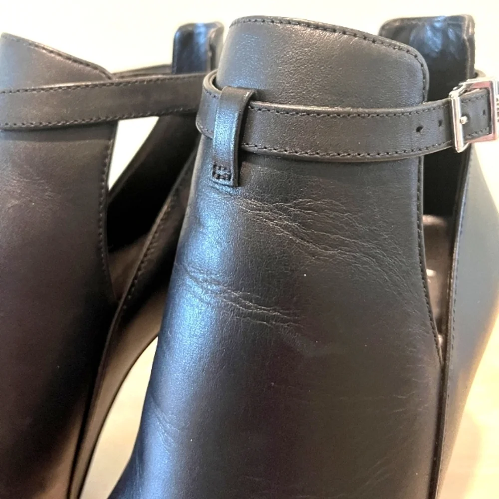 Michael Kors Lawson Black Leather Open Toe Boot  Size 7M   New Without B…‎